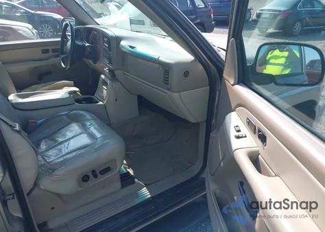 2001 Chevrolet Suburban 1500 Lt из США, поврежденный, VIN 1GNEC16T91J236511